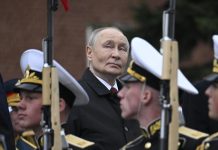 Russia, settimana nera per Putin: fiducia ai minimi e consenso in caduta libera