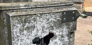 Vandali al campo da calcio di piazza Virgiliana: distrutti i quadri elettrici