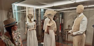 “Sapore di sale”, a Palazzo d’Arco moda e vacanze degli aristocratici d’inizio Novecento