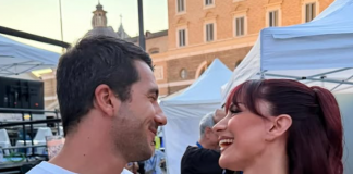 Andrea Delogu, il suo cuore batte per Alessandro Marziali: primo selfie di coppia