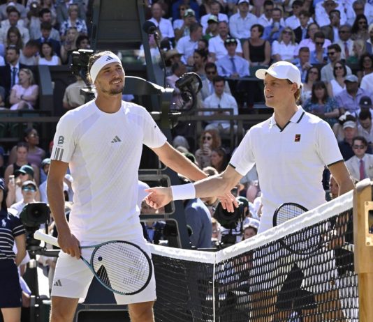 Zverev scherza con Sinner: “Non mi sei simpatico, vinci sempre”. E Jannik: “So che vuoi diventare numero uno…”