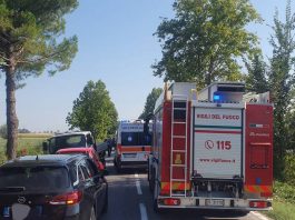 Maxitamponamento e frontale sull’Asolana: due feriti, coinvolto un bambino. Traffico in tilt per chilometri