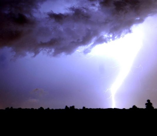 Temporali sul Mantovano: a Sermide 60 millimetri in due ore, 22 a Mantova