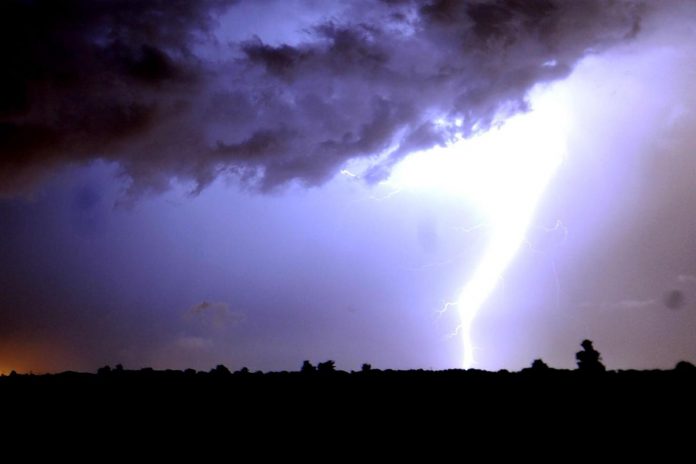 temporale_fulmine_fg