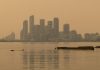 Canada, oltre 200 incendi fuori controllo: il fumo ‘invade’ anche gli Usa