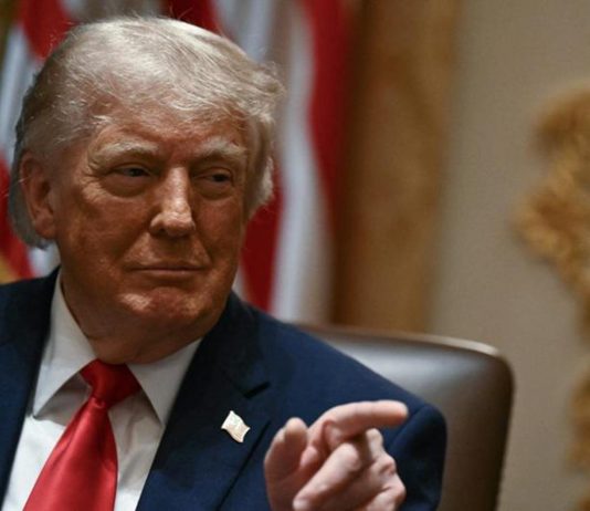 Trump: “Se l’Iran mi uccide, ci sarà una risposta mai vista”. Usa e Iran verso nuovi colloqui in Svizzera