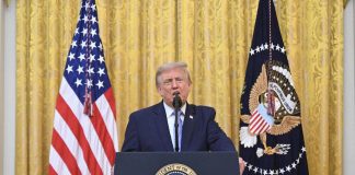 Trump denuncia il sistema elettorale Usa: “E’ compromesso, Cina ha rubato dati”