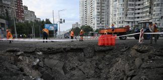 Ucraina, nuovo attacco russo su Kiev nella notte: due morti