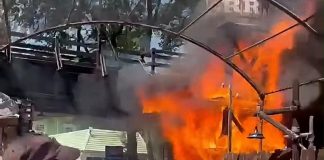 Incendio a Gardaland, fiamme nell’area Far West: vigili del fuoco al lavoro