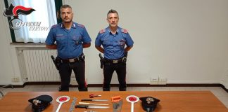 Viadana, fermato con coltelli e sega: denunciato 37enne