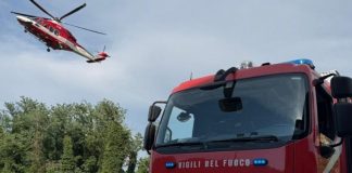 Due uomini muoiono nel Sesia mentre salvano una bambina: la comunità sotto shock