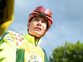 Tour de France, brutta caduta per Vingegaard, costretto al ritiro