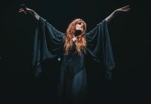 Florence and The Machine, a Milano il sogno (goth) di una notte di mezza estate