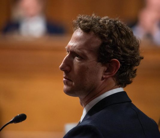 Meta sotto accusa nell’Ue, Instagram e Facebook progettati per creare dipendenza