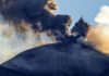 Prosegue eruzione Etna con cenere vulcanica, sospesi i voli in arrivo a Catania