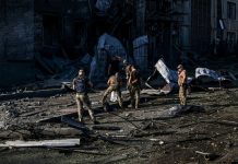 Notte di attacchi incrociati tra Russia e Ucraina, morti e feriti