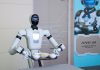 La Cina studia “100 standard” da applicare alla produzione di robot umanoidi