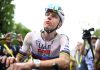 Pogacar cade e si ritira dalla Vuelta, sprint di Coquard e Mas in maglia rossa