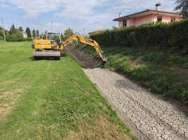 Manutenzione al canale Zara Polirone a San Benedetto Po