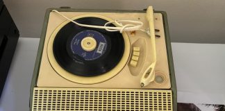 Quistello, torna a vivere l’Europhon: in mostra radio, mangiadischi e televisori che fecero storia