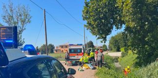 Casaloldo, moto si scontra con un trattore: muore 75enne, gravissima la moglie
