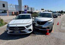 Mantova, scontro tra auto in via Brescia: 53enne trasportata al “Poma”