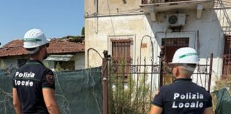 Mantova, garage abusivo nascosto al notaio nel rogito: denunciati gli ex proprietari