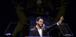 Usa, El-Sayed vince primarie Dem per il Senato in Michigan. Trump: “Un perdente comunista che odia ebrei e Israele”