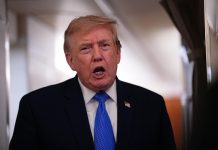 Iran, Trump: “Decida tra accordo o resa totale”. Teheran e fonti Usa smentiscono nuovi colloqui