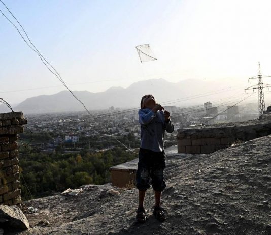 Save the Children, in Afghanistan un bimbo su 10 soffre di malnutrizione acuta