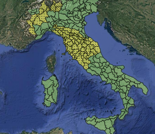 Maltempo, allerta meteo gialla martedì 25 agosto: la mappa delle 8 regioni a rischio