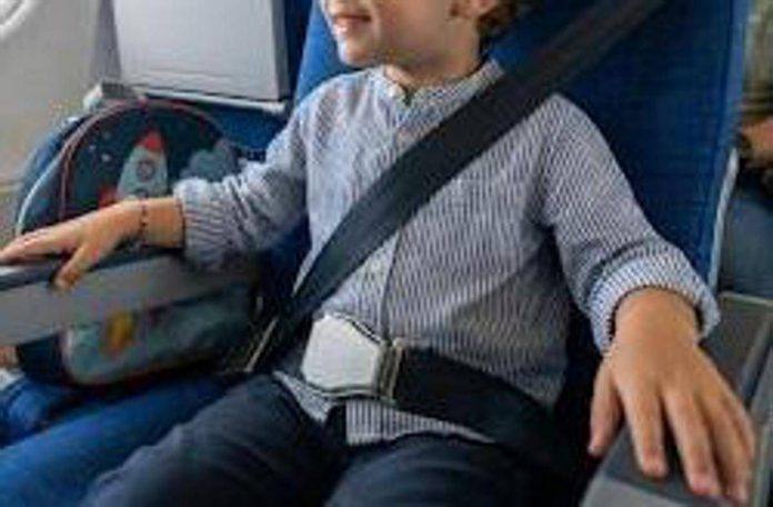 bambino_aereo_cintura_ai