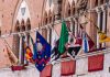 Palio di Siena, esposta la bandiera verde: rinviato per maltempo
