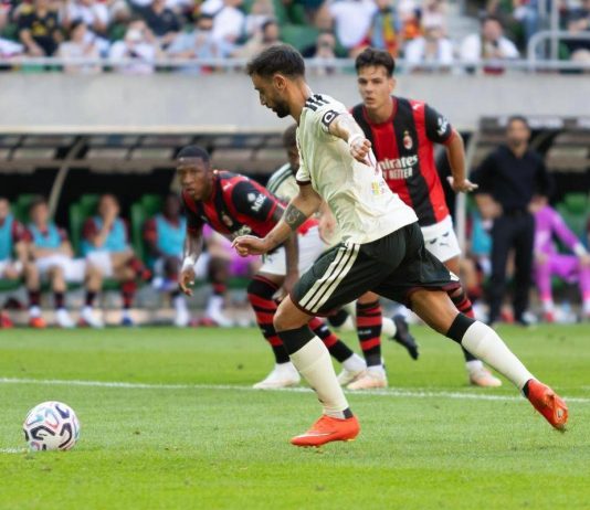 Milan-Manchester United, rissa sfiorata e rigore contestato in amichevole
