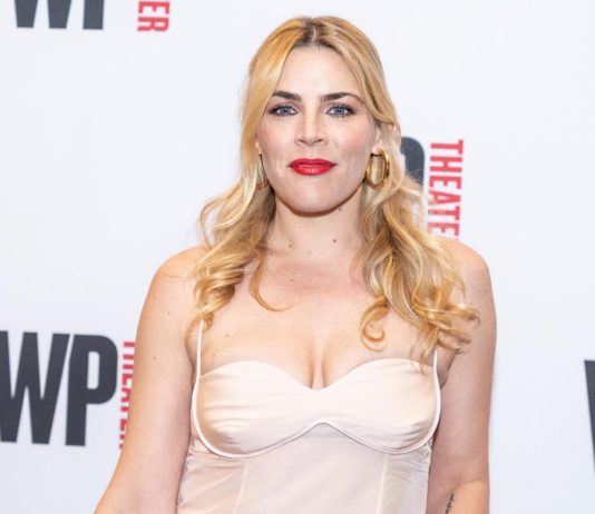 Dawson’s Creek, Busy Philipps: “Ho scoperto di avere un tumore al cervello il giorno dopo la morte di James Van Der Beek”