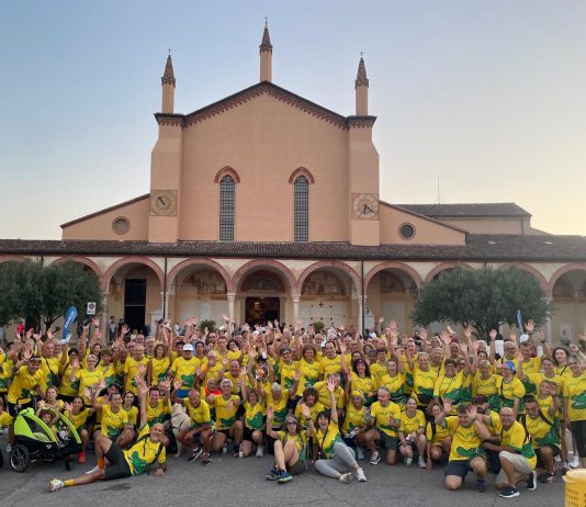 Da Belfiore alle Grazie all’alba: oltre 250 in cammino tra sport e solidarietà