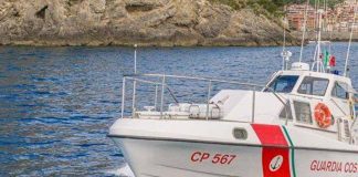 Lampedusa, sub falciato da gommone: muore 29enne