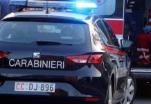Campione, non risponde ai familiari: 56enne trovato morto in casa