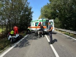 Castellucchio, moto urtata da autocarro: 71enne finisce in ospedale