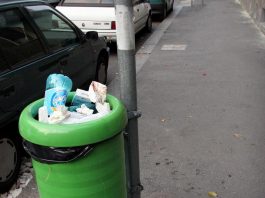Bari, vince un milione ma butta il biglietto: recuperato tra i rifiuti