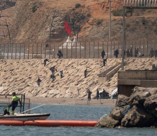 Schengen, Italia prolunga stop con Spagna per altri 15 giorni