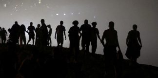 Crisi migranti a Ceuta, 67 morti. Sanchez scrive a Ue e chiede vertice tra ministri dell’Interno