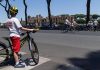 Codice della strada, da patente a 17 anni a obbligo casco e contrassegno e-bike: le 15 novità allo studio