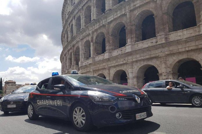colosseo_carabinieri_roma