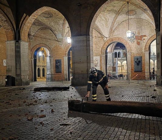 Vigili del fuoco di Mantova in aiuto a Cremona dopo il violento maltempo