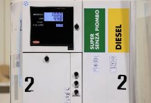 Caro carburanti, Ferragosto salato per chi si sposta in auto: pieno di gasolio costa oltre 22 euro in più rispetto all’anno scorso
