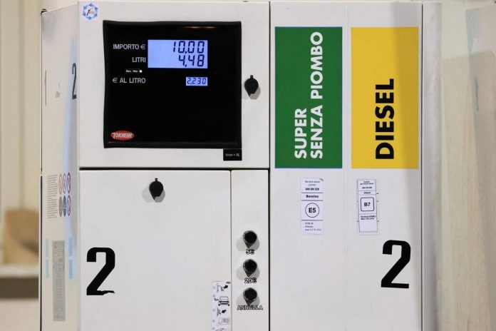 distributore_carburante_ipa
