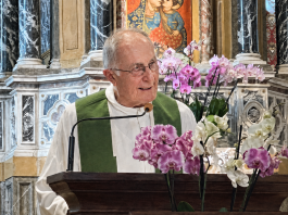 Monsignor Gibelli verso il Santuario delle Grazie: “Indifferenza, violenze e dipendenze, epidemie del presente”