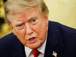 Usa-Iran, scaduta la tregua. Trump ora minaccia l’Oman: “Se vi mettete in mezzo vi bombarderemo”