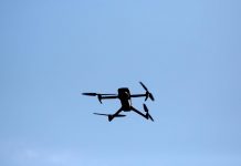 Drone con esplosivo trovato all’aeroporto di Lipsia, era vicino ad aereo ucraino